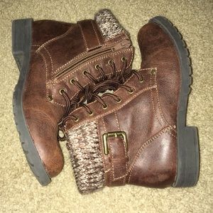 🎉SALE🎉American Eagle Girls Boot